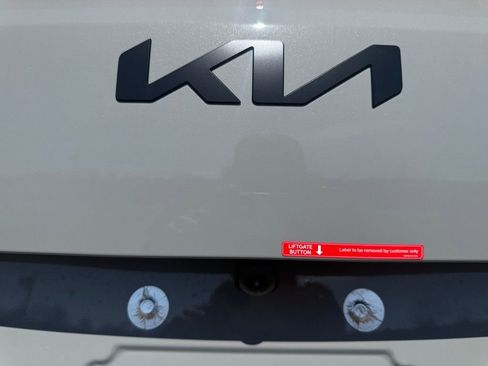 New 2026 Kia Carnival SX FWD image 17