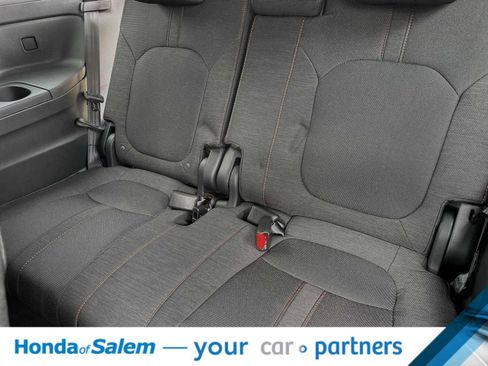 New 2025 Honda Pilot Sport image 15