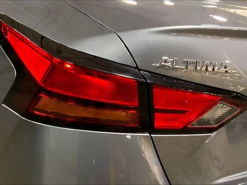 Used 2020 Nissan Altima 2.5 SL image 29