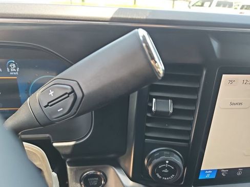 Used 2025 Ford F250 Platinum w/ FX4 Off-Road Package AWD/4WD image 15