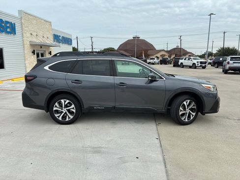 Used 2021 Subaru Outback Limited w/ Popular Package #2 AWD/4WD image 2