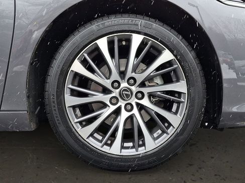 Used 2021 Lexus ES 350 w/ Premium Package image 9