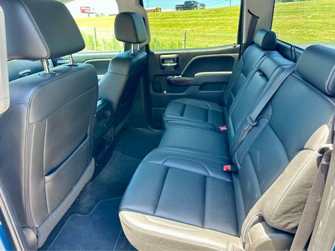 Used 2018 GMC Sierra 1500 SLT w/ SLT Premium Package AWD/4WD image 13