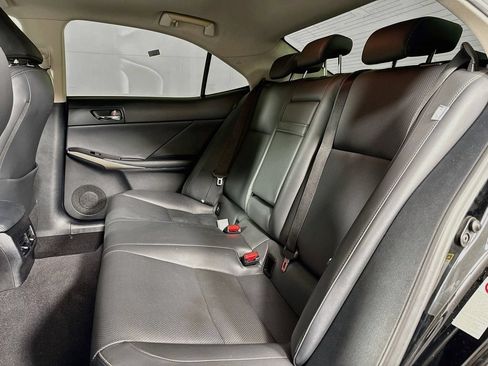 Used 2015 Lexus IS 350 w/ Navigation System Package RWD image 31