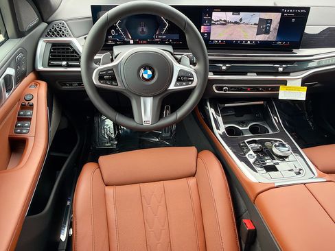 New 2027 BMW X7 xDrive40i w/ Executive Package AWD/4WD image 18