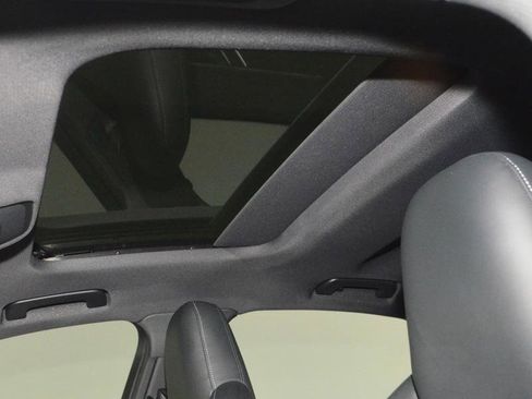 Used 2020 Audi S6 Premium Plus w/ S Sport Package image 16