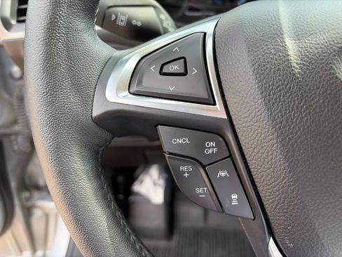 Used 2022 Ford Edge SEL w/ Convenience Package AWD/4WD image 17
