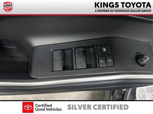 Certified 2020 Toyota Highlander LE AWD/4WD image 11