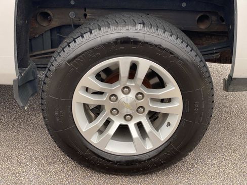 Used 2018 Chevrolet Silverado 1500 LT w/ All Star Edition image 15