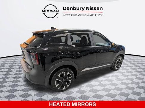 Certified 2025 Nissan Kicks SV w/ SV Premium Package AWD/4WD image 4