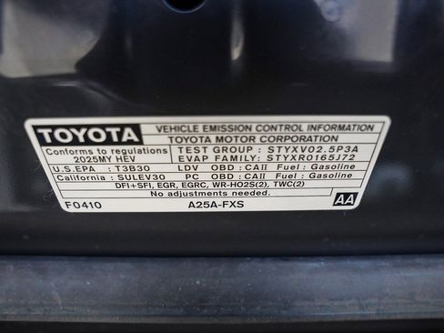 Certified 2025 Toyota Camry SE image 28