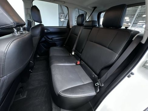 Used 2014 Subaru Forester 2.0XT Touring AWD/4WD image 23