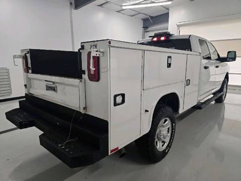 Used 2024 RAM 2500 Tradesman AWD/4WD image 11