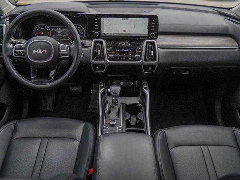 Certified 2023 Kia Sorento S image 26