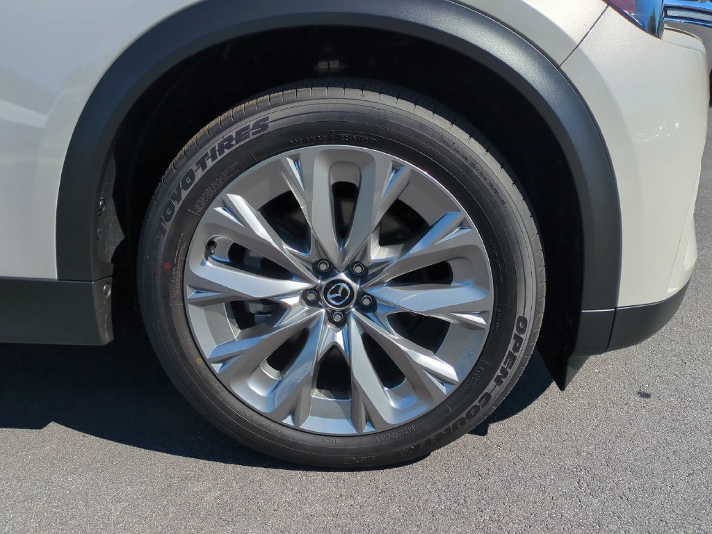 Used 2026 MAZDA CX-90 3.3 Turbo w/ Preferred Package AWD/4WD image 10