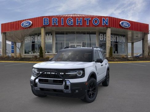 Used 2026 Ford Bronco Sport Outer Banks w/ Sasquatch Outer Banks Package AWD/4WD image 2