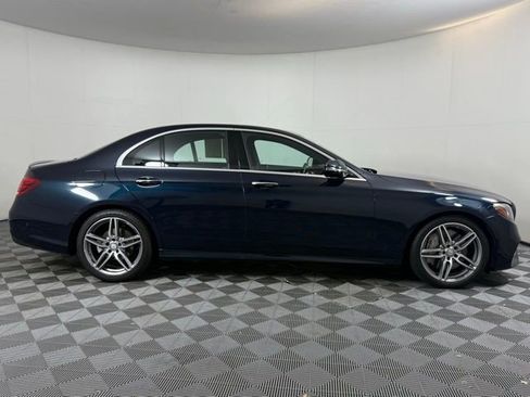 Used 2017 Mercedes-Benz E 300 E 300 image 9