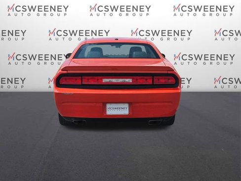 Used 2013 Dodge Challenger R/T RWD image 4
