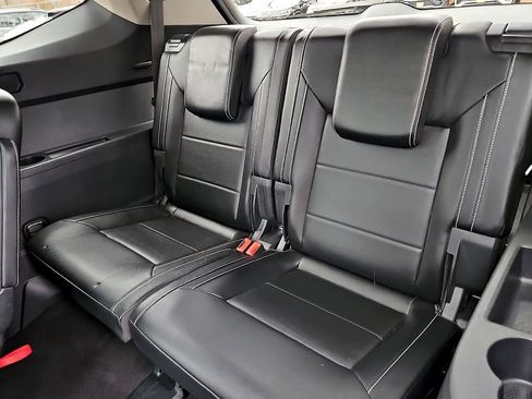 Certified 2022 Volkswagen Atlas SEL image 12