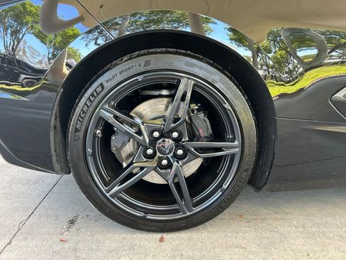 Used 2024 Chevrolet Corvette Stingray Preferred Cpe w/ Z51 Performance Package RWD image 14