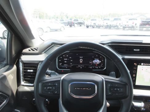 Certified 2023 GMC Sierra 1500 Denali w/ Denali Reserve Package AWD/4WD image 38