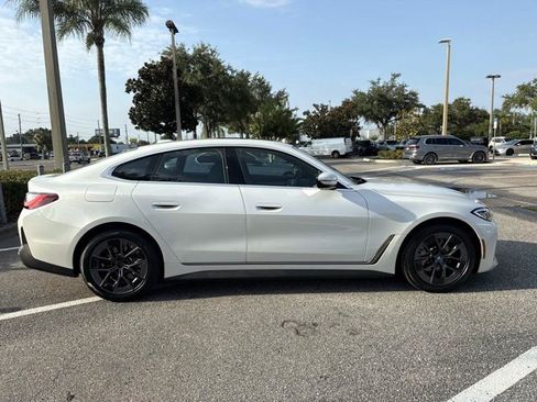 Used 2023 BMW i4 eDrive35 RWD image 2