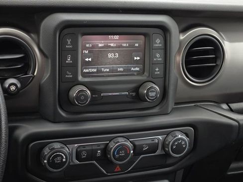 Used 2018 Jeep Wrangler Unlimited Sport image 20