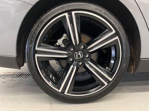 Used 2025 Honda Accord Sport image 36