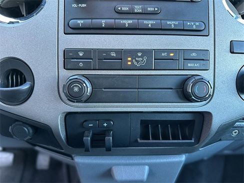 Used 2011 Ford F350 XLT w/ XLT Interior Pkg image 18