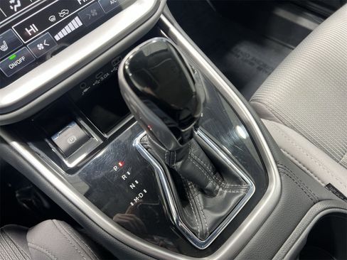 Certified 2025 Subaru Legacy Premium image 19