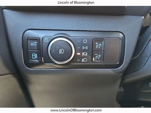 Used 2025 Ford Escape Platinum w/ Premium Technology Package image 23