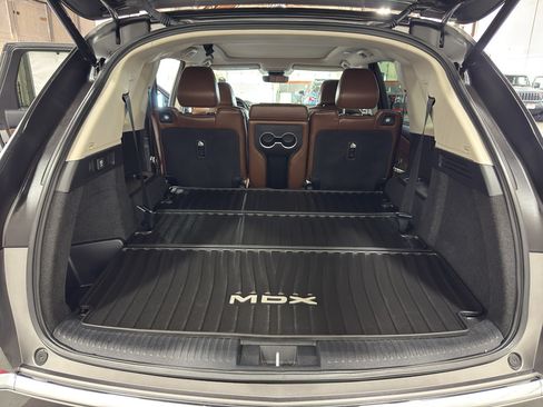 Used 2024 Acura MDX SH-AWD w/ Technology Package image 28