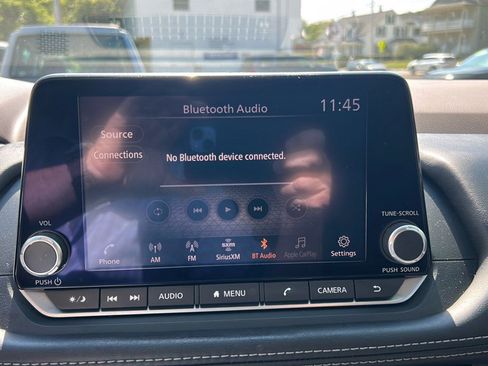 Used 2022 Nissan Rogue SV image 22