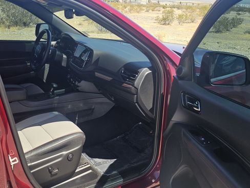 Used 2023 Dodge Durango GT RWD image 4