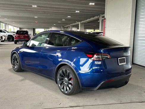 Used 2021 Tesla Model Y Performance image 6