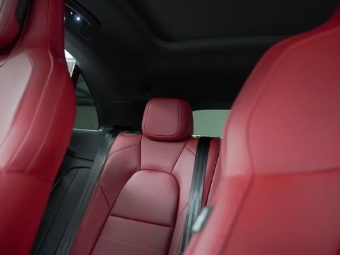 New 2025 Porsche Macan 4S Electric image 36