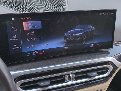 Used 2024 BMW 430i Convertible w/ Premium Package RWD image 22