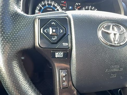 Used 2019 Toyota 4Runner TRD Off-Road Premium AWD/4WD image 21