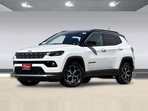 Used 2025 Jeep Compass Limited AWD/4WD image 24
