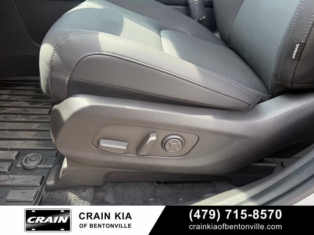 New 2026 Kia Carnival SX Prestige FWD image 11