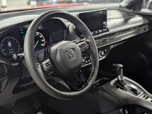 Used 2023 Honda HR-V Sport image 14