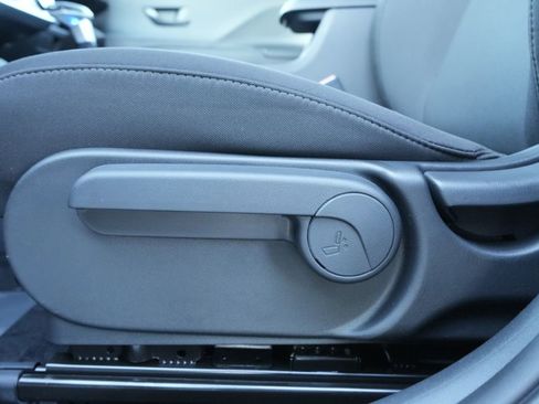 New 2026 Hyundai Kona SE image 20