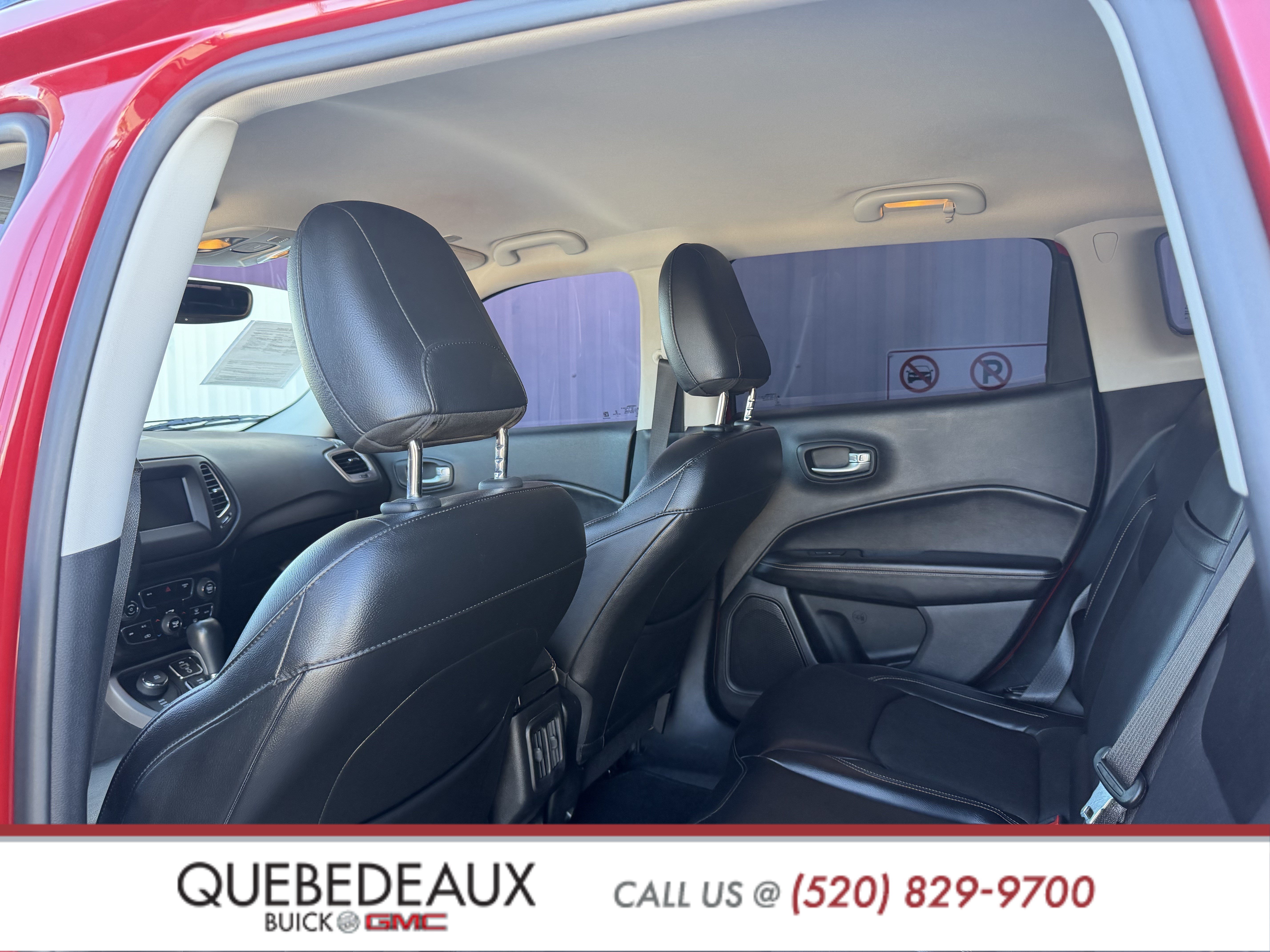 Used 2018 Jeep Compass Latitude w/ Popular Equipment Group AWD/4WD image 16