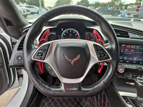 Used 2016 Chevrolet Corvette Z06 w/ 3LZ Preferred Equipment Group RWD image 11