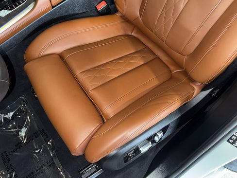 Used 2025 BMW X7 xDrive40i w/ M Sport Package AWD/4WD image 34