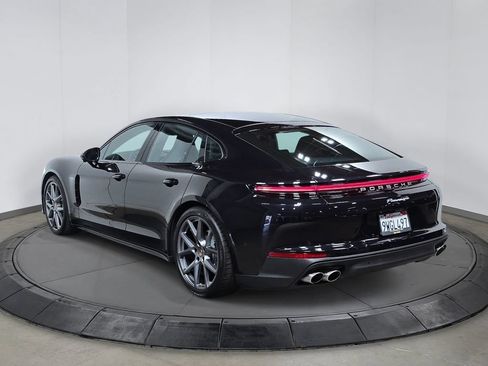 Certified 2026 Porsche Panamera RWD image 3