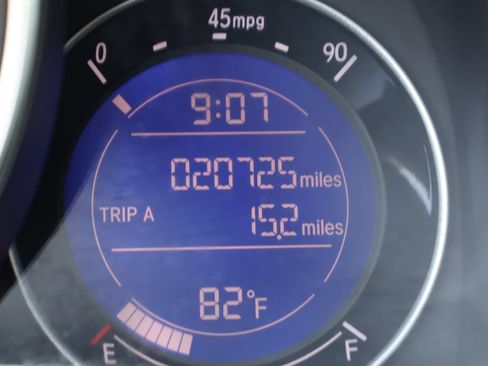 Used 2020 Honda Fit Sport image 22