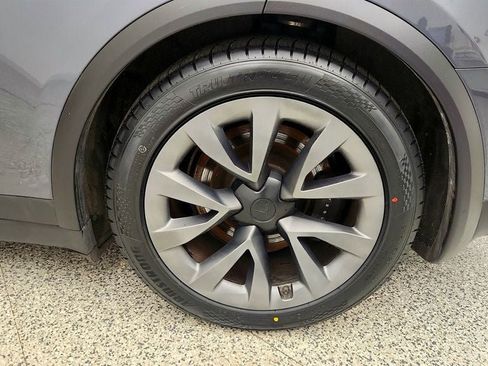 Used 2023 Tesla Model X AWD/4WD image 9