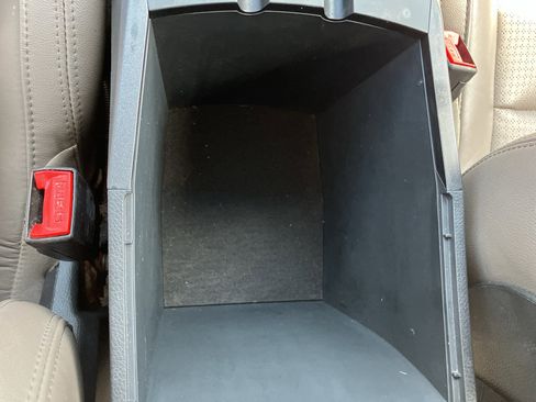 Used 2014 Hyundai Santa Fe Sport 2.0T w/ Technology Package 05 image 23