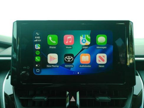 Used 2025 Toyota Corolla LE FWD image 10